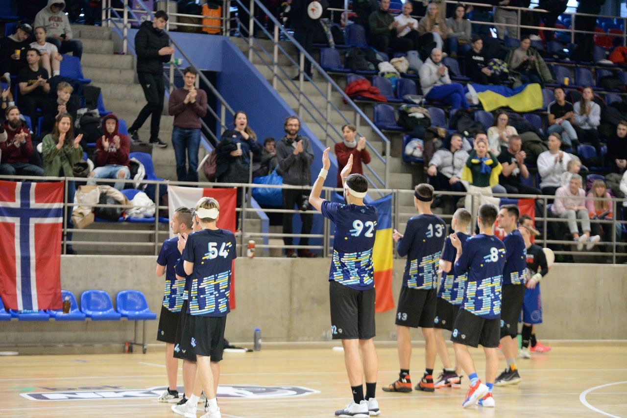 Ukrainian ultimate players at an international tournament